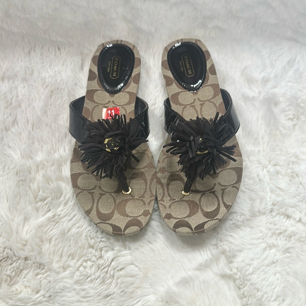 Coach thong sandal
